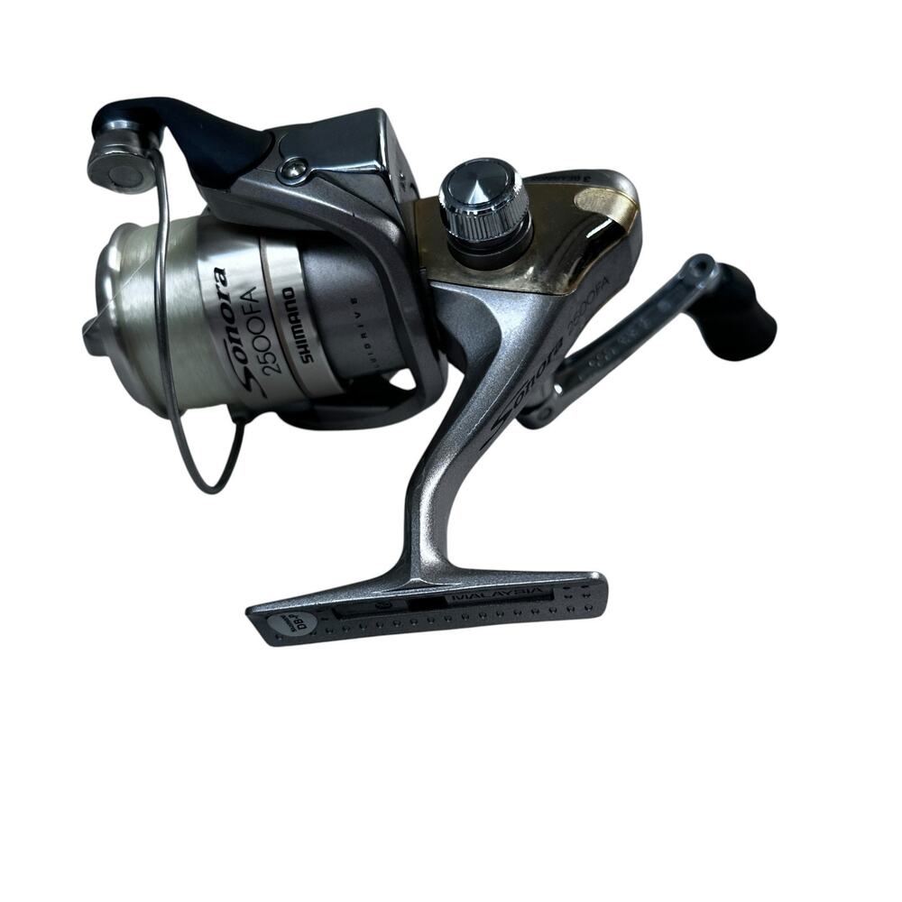 Shimano Sonora 2500FA Spinning Reel Good Used Condition